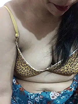 Urmila bhabhii online show from 05/25/26, 04:23