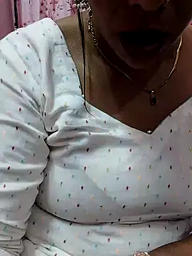 Urmila bhabhii online show from 03/19/25, 10:00