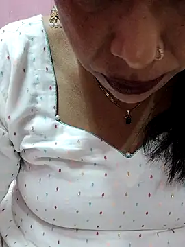 Urmila bhabhii online show from 03/18/25, 02:39