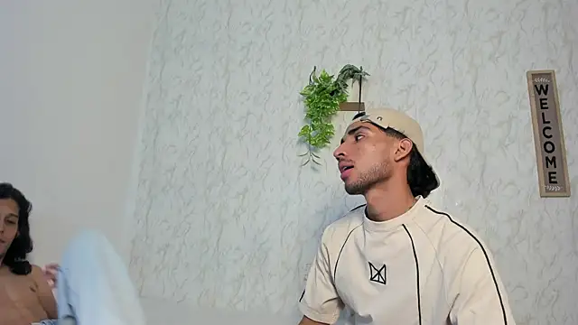 Snapshot of jony_honey chatting on 07/11/26, 11:54 jony honey online show from 07/11/26, 11:54