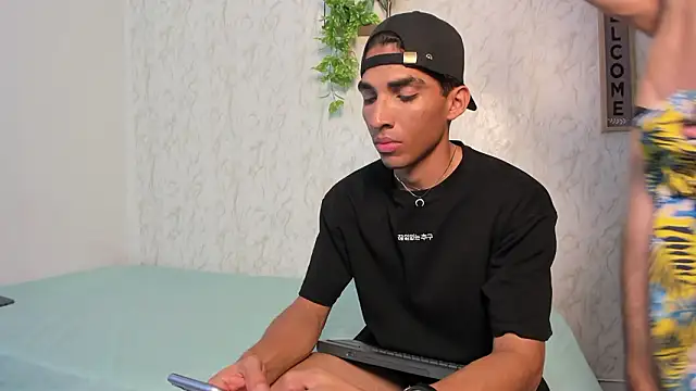 jony honey online show from 03/04/26, 11:51