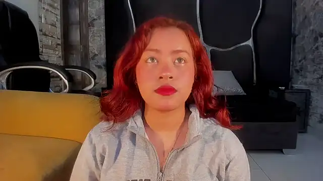 Estrella05  online show from 09/09/25, 05:28