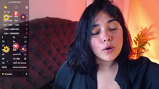 VictoriaMontero30000 online show from 06/09/26, 12:11