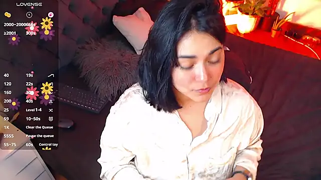 VictoriaMontero30000 online show from 06/01/26, 12:00