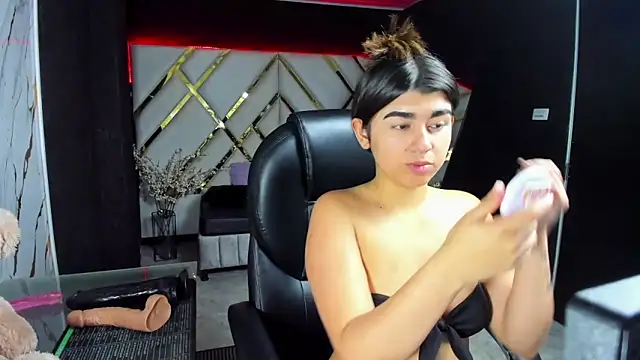 NahomiConnor  online show from 03/27/26, 03:37