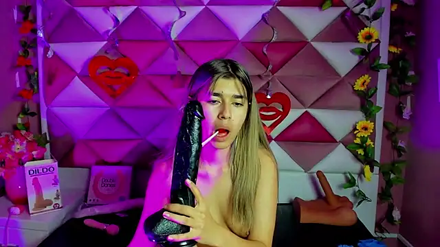 NahomiConnor  online show from 03/18/25, 07:22