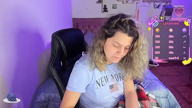 Sabrina Hall  online show from 10/22/25, 03:28