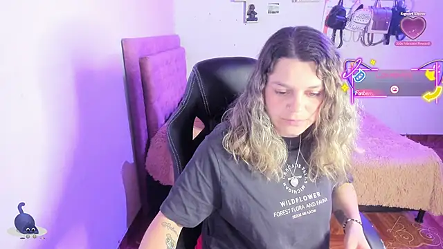 Sabrina Hall  online show from 11/29/25, 03:06