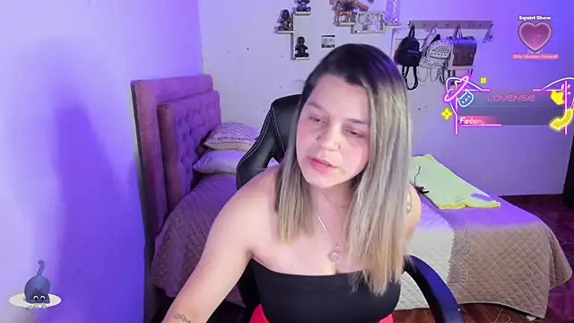 Sabrina Hall  online show from 12/02/25, 11:50