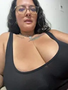 KarllaWalker online show from 05/27/26, 01:57