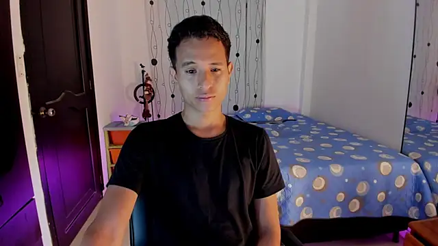 Snapshot of alessandro_wizard chatting on 03/09/25, 11:56 alessandro wizard online show from 03/09/25, 11:56