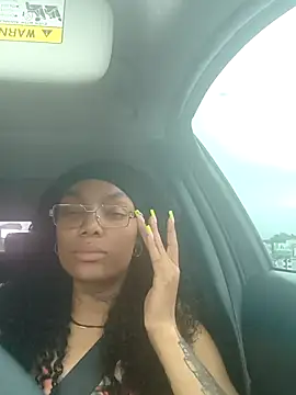butterflybootyy online show from 04/28/26, 11:53