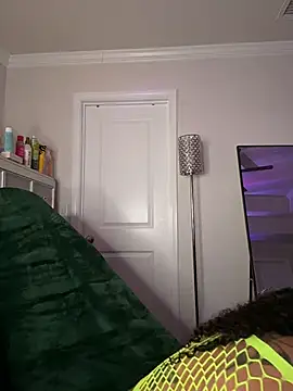 butterflybootyy online show from 04/24/26, 01:51
