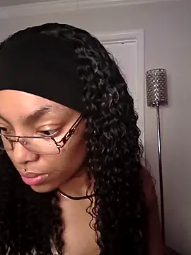 butterflybootyy online show from 05/04/26, 07:55