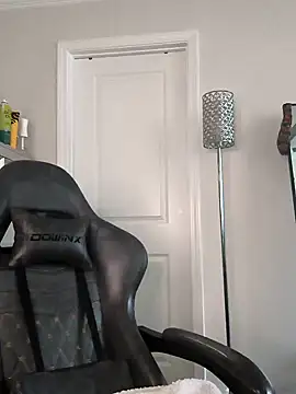 butterflybootyy online show from 04/29/26, 05:30