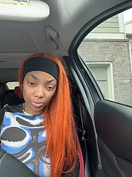 butterflybootyy online show from 12/05/25, 06:50