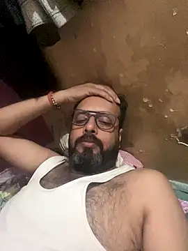 Aaditya-Fucker online show from 11/28/25, 06:41