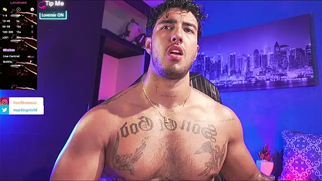 Snapshot of JACOB_MARTINS chatting on 11/09/25, 08:35 JACOB MARTINS online show from 11/09/25, 08:35