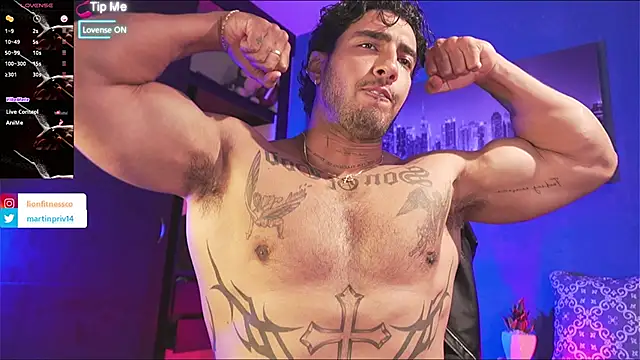 Snapshot of JACOB_MARTINS chatting on 10/19/25, 09:17 JACOB MARTINS online show from 10/19/25, 09:17