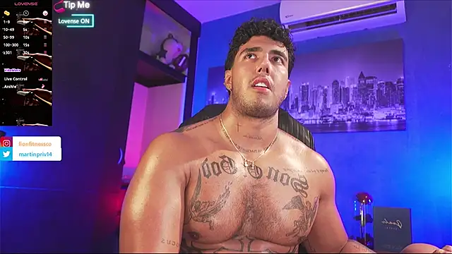 Snapshot of JACOB_MARTINS chatting on 12/21/25, 08:09 JACOB MARTINS online show from 12/21/25, 08:09