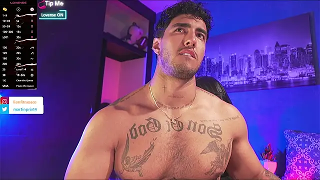 Snapshot of JACOB_MARTINS chatting on 10/26/25, 01:28 JACOB MARTINS online show from 10/26/25, 01:28