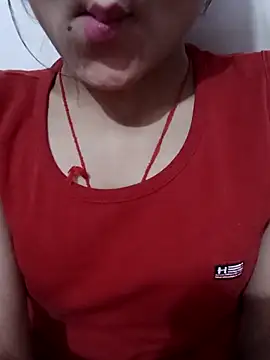 Snapshot of Riyu_05 chatting on 10/06/25, 06:58 Riyu 05 online show from 10/06/25, 06:58