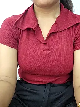 Snapshot of Riyu_05 chatting on 09/18/25, 09:12 Riyu 05 online show from 09/18/25, 09:12