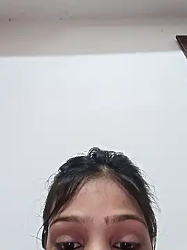 Snapshot of Riyu_05 chatting on 02/28/25, 06:54 Riyu 05 online show from 02/28/25, 06:54