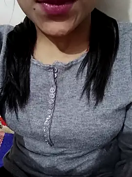 Snapshot of Riyu_05 chatting on 03/06/25, 06:30 Riyu 05 online show from 03/06/25, 06:30