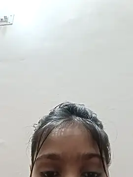 Snapshot of Riyu_05 chatting on 02/06/25, 09:53 Riyu 05 online show from 02/06/25, 09:53