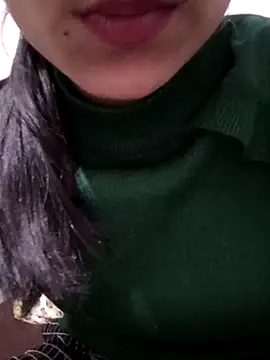 Snapshot of Riyu_05 chatting on 02/14/25, 07:59 Riyu 05 online show from 02/14/25, 07:59