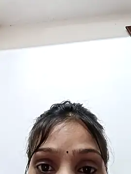 Snapshot of Riyu_05 chatting on 03/13/25, 06:26 Riyu 05 online show from 03/13/25, 06:26