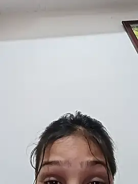 Snapshot of Riyu_05 chatting on 03/18/25, 06:28 Riyu 05 online show from 03/18/25, 06:28