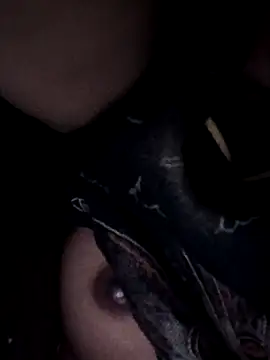 Snapshot of Riyu_05 chatting on 03/01/25, 06:54 Riyu 05 online show from 03/01/25, 06:54