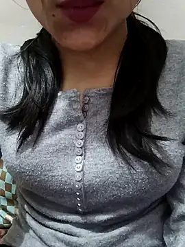 Snapshot of Riyu_05 chatting on 02/22/25, 10:29 Riyu 05 online show from 02/22/25, 10:29