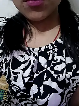 Snapshot of Riyu_05 chatting on 03/15/25, 10:03 Riyu 05 online show from 03/15/25, 10:03