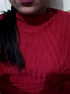 Snapshot of Riyu_05 chatting on 03/01/25, 06:35 Riyu 05 online show from 03/01/25, 06:35