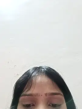 Snapshot of Riyu_05 chatting on 02/21/25, 10:39 Riyu 05 online show from 02/21/25, 10:39