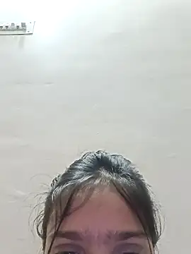 Snapshot of Riyu_05 chatting on 02/05/25, 10:19 Riyu 05 online show from 02/05/25, 10:19