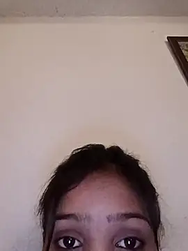 Snapshot of Riyu_05 chatting on 03/22/25, 09:45 Riyu 05 online show from 03/22/25, 09:45