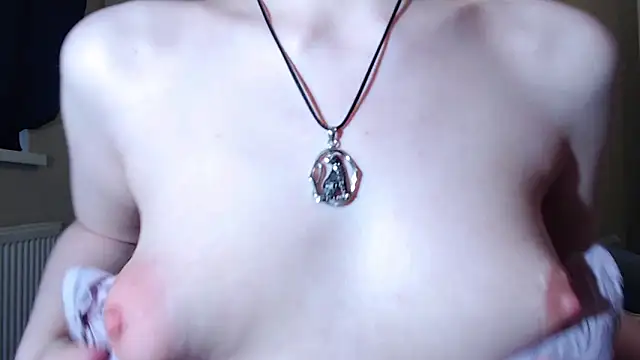 ErikysM online show from 04/10/26, 03:41