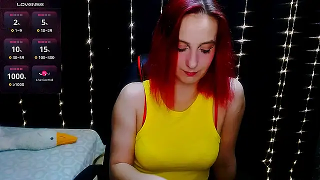 Snapshot of AgathaNoxe chatting on 02/03/25, 10:00 AgathaNoxe online show from 02/03/25, 10:00