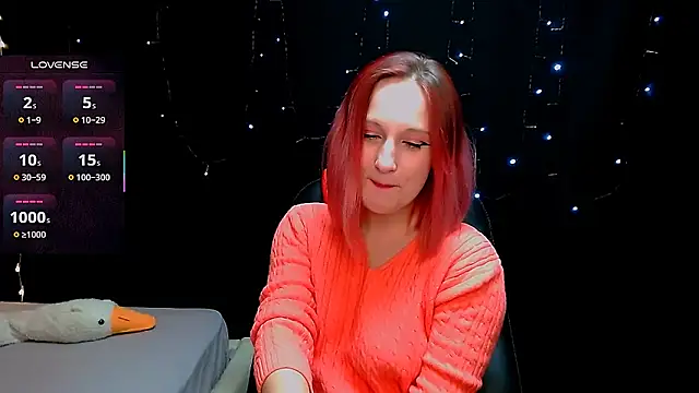 Snapshot of AgathaNoxe chatting on 02/13/25, 10:00 AgathaNoxe online show from 02/13/25, 10:00