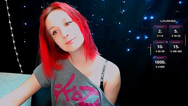 Snapshot of AgathaNoxe chatting on 03/13/25, 03:44 AgathaNoxe online show from 03/13/25, 03:44