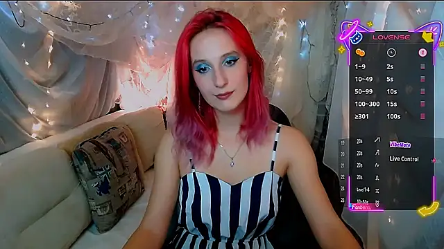 Snapshot of AgathaNoxe chatting on 10/19/25, 08:55 AgathaNoxe online show from 10/19/25, 08:55