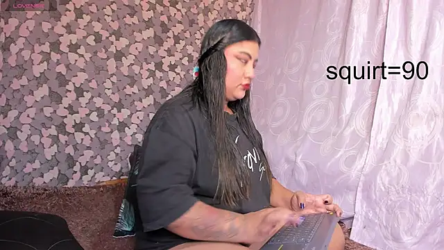 Snapshot of andreaa__leon chatting on 07/13/26, 12:04 andreaa leon online show from 07/13/26, 12:04