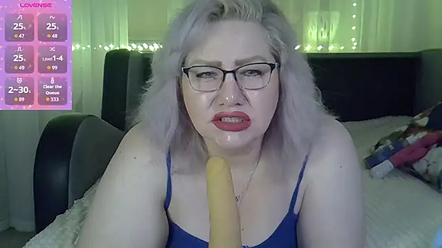 AngelinaGlam online show from 11/12/25, 07:29