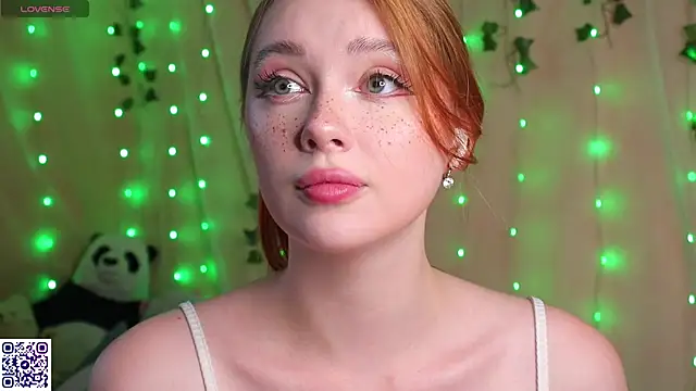 YourSkyAni online show from 09/19/25, 01:37