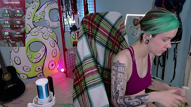 Snapshot of Cumpotik_Eve chatting on 02/18/26, 02:53 Cumpotik Eve online show from 02/18/26, 02:53