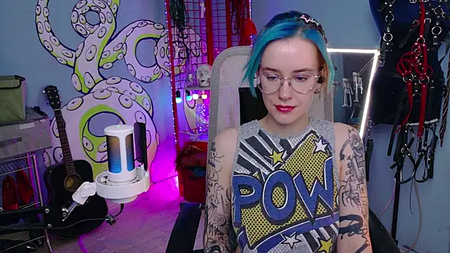 Cumpotik Eve online show from 04/15/26, 02:50